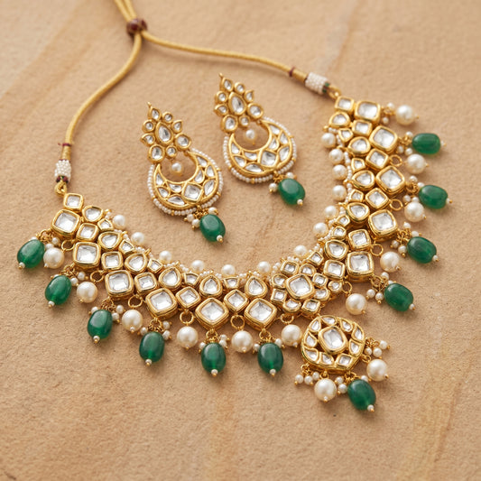 Jharoka Squoval chandbaali set | Vama Gears
