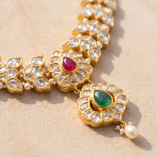 Handcrafted 22kt Gold Jakarti Necklace Set with Pendant and 7 Carat Certified Syndicate Polki in Thapa Work