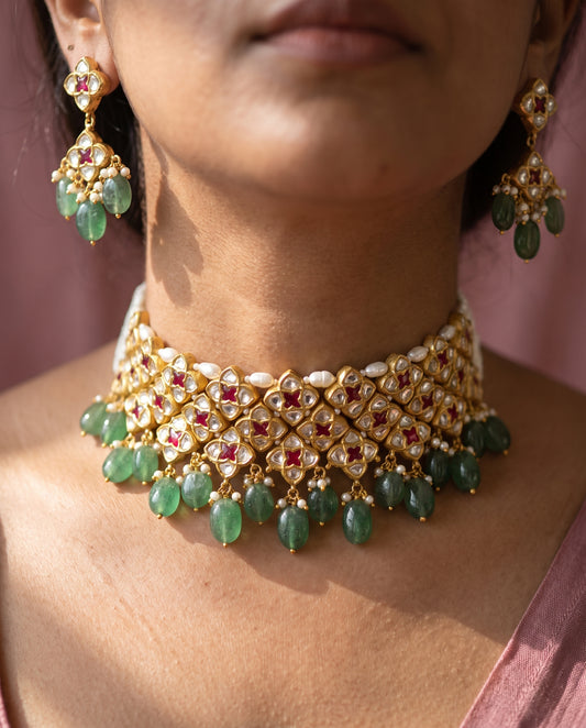 Handcrafted 22kt Gold Star Ruby Choker Set with 18 Carat Certified Syndicate Polki and Ruby Red Semi Precious Stones in Star Motif Thapa Work