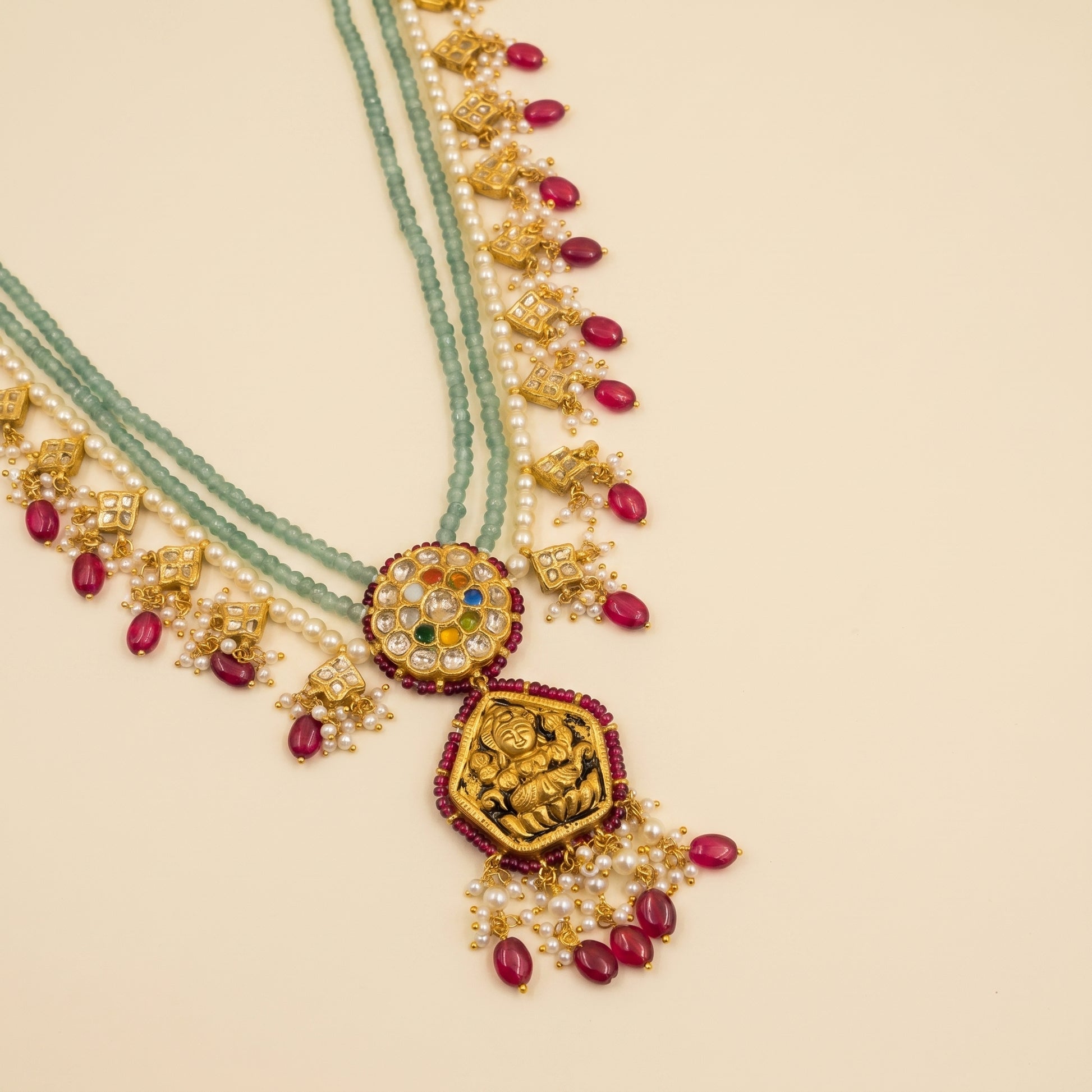Jharoka Ek lada with lakshmi necklace | Vama Gears