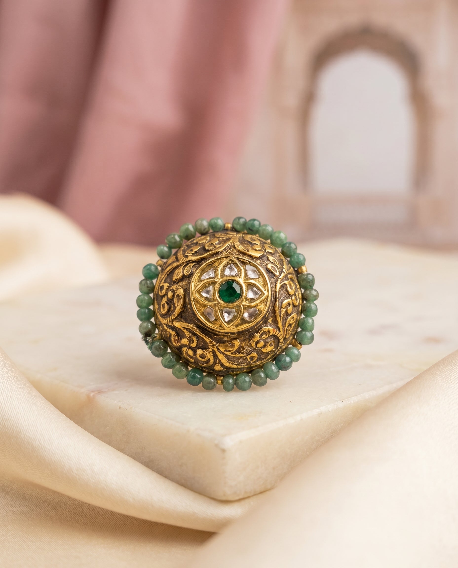 Jharoka Antique intricate ring with gold band | Vama Gears