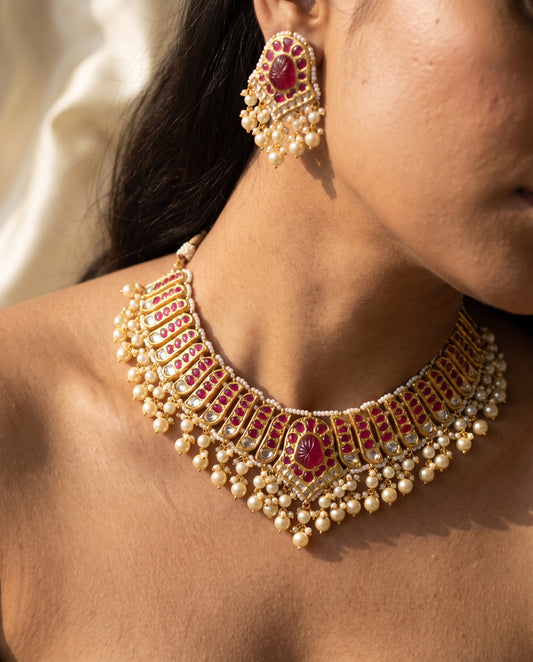 Handcrafted 22kt Gold Pink Emerald Set with 7 Carat Certified Syndicate Polki and Pink Semi Precious Stones in Thapa Work