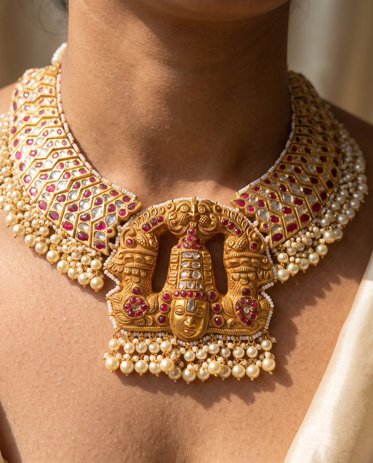 Handcrafted 22kt Gold Zigzag Choker with Balaji Pendant and 25 Carat Certified Syndicate Polki in Thapa Work