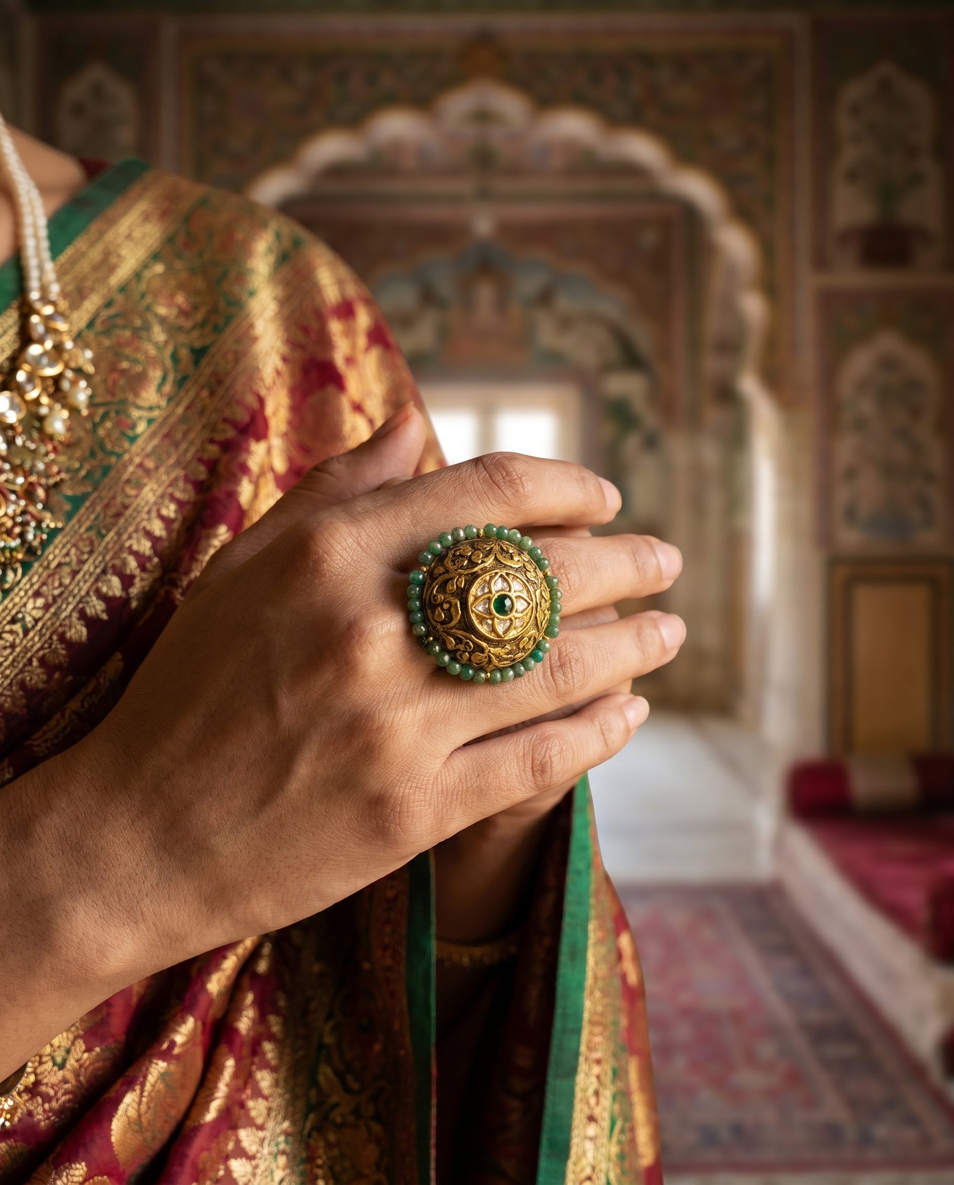 Jharoka Antique intricate ring with gold band | Vama Gears