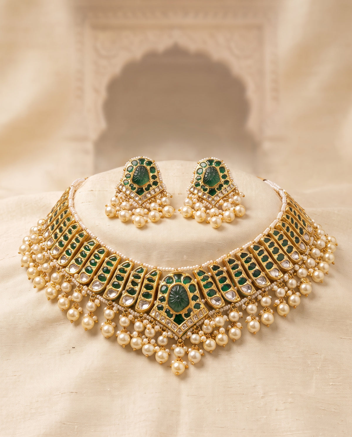Handcrafted 22kt Gold Green Emerald Set with 7 Carat Certified Syndicate Polki and Emerald Green Semi Precious Stones in Thapa Work