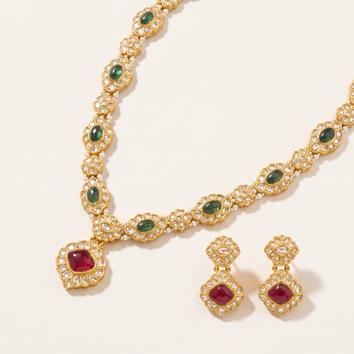Handcrafted 22kt Gold Long Jakarti Set with Pendant and 10 Carat Certified Syndicate Polki in Thapa Work