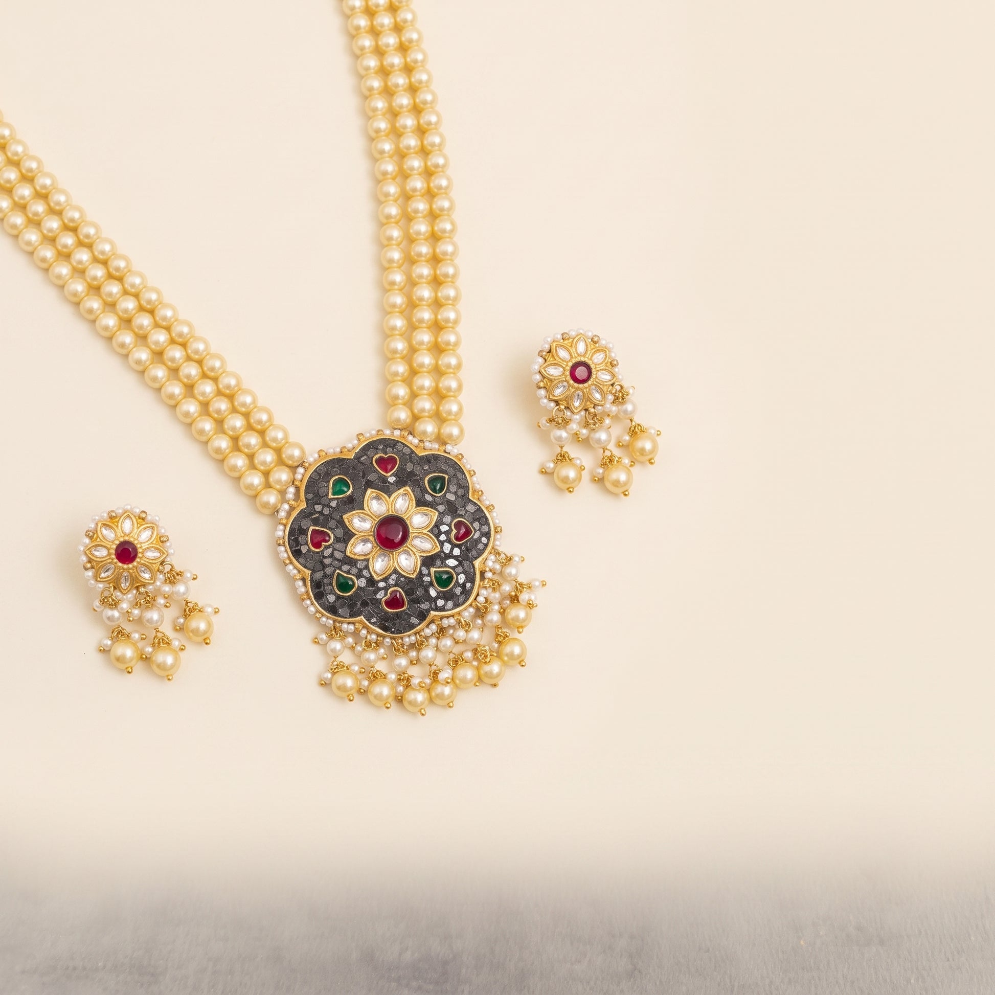 Handcrafted 22kt Gold Black Pendant Set with 6 Carat Certified Syndicate Polki and Black Semi Precious Stones in Thapa Work
