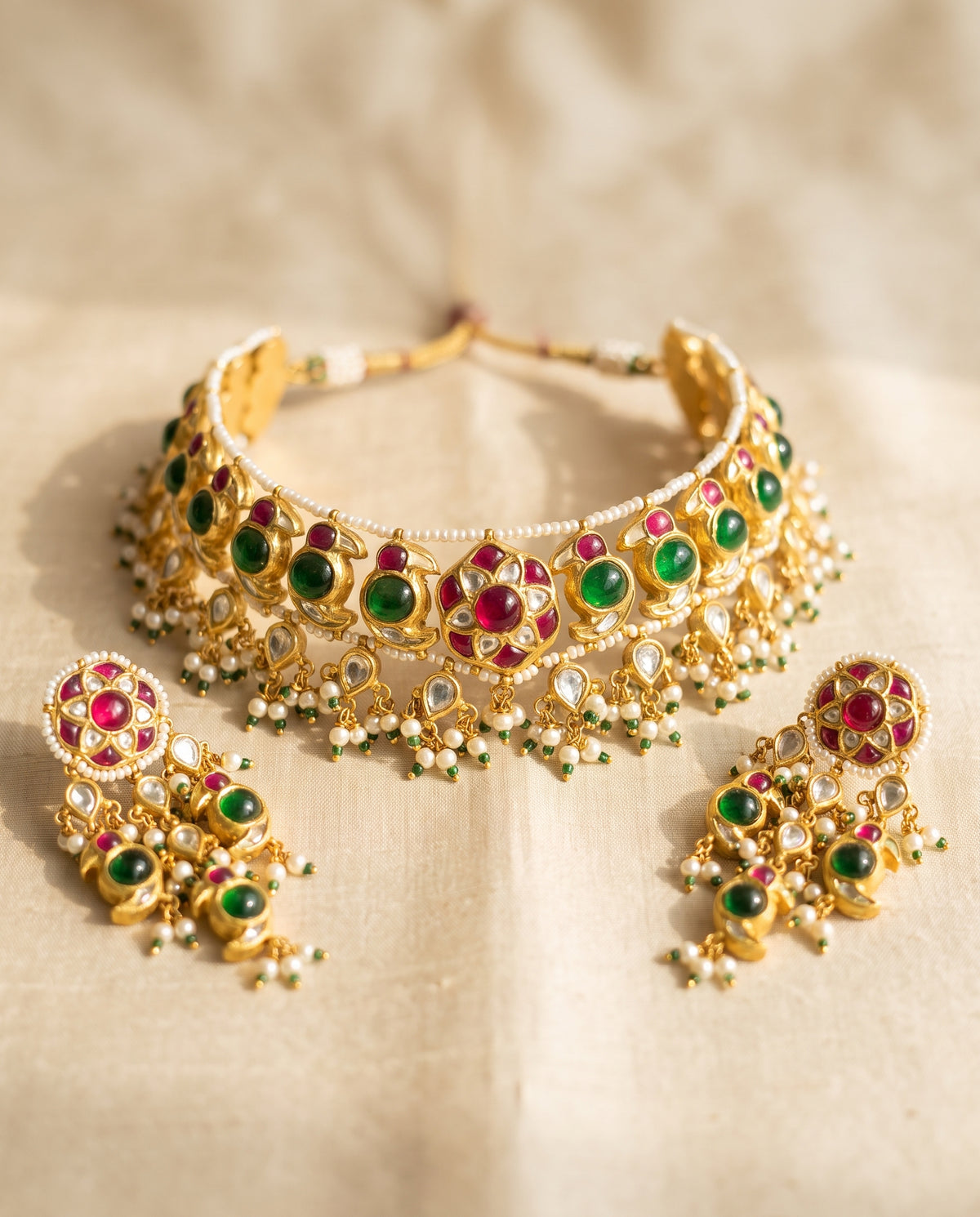 Handcrafted 22kt Gold Bird Motif Choker Set with 7 Carat Certified Syndicate Polki in Bird Motif Thapa Work