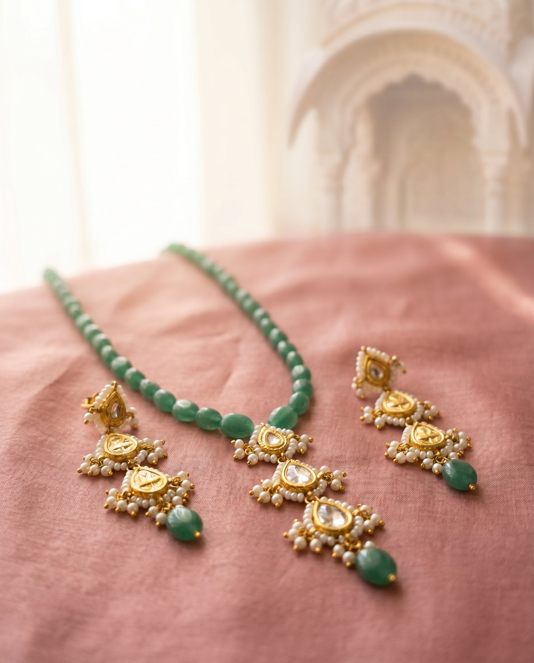 Jharoka Green pendant set | Vama Gears