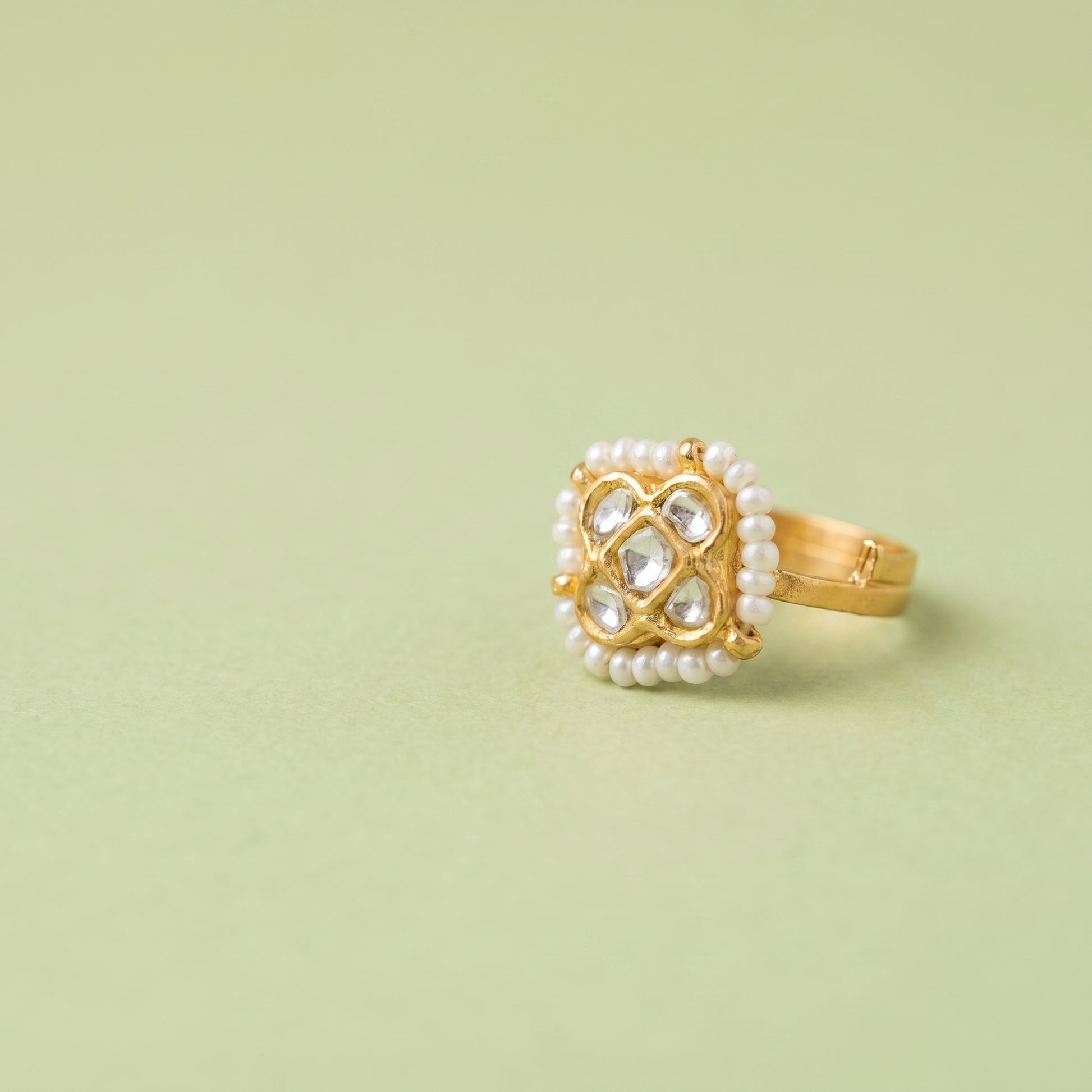 Jharoka Small basic ring | Vama Gears