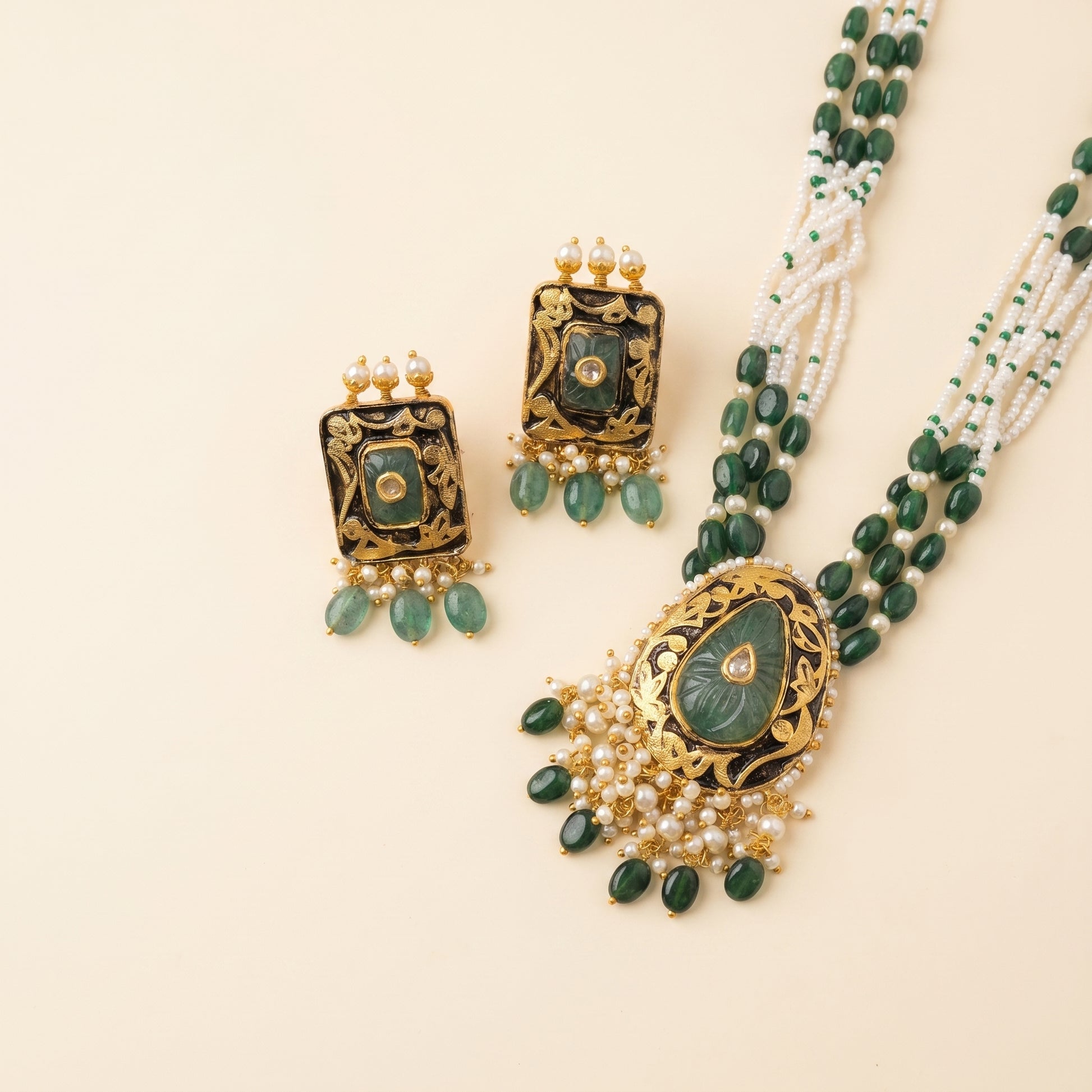 Jharoka Diamond green stone pendant set | Vama Gears
