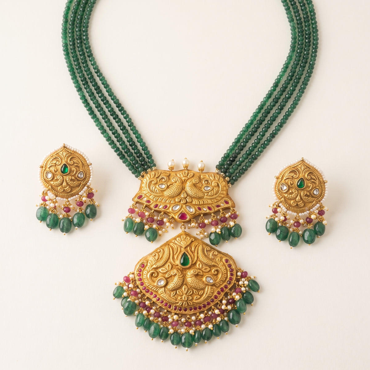 Handcrafted 22kt Gold Temple Pendant Set with 3 Carat Certified Syndicate Polki in Temple Motif Thapa Work